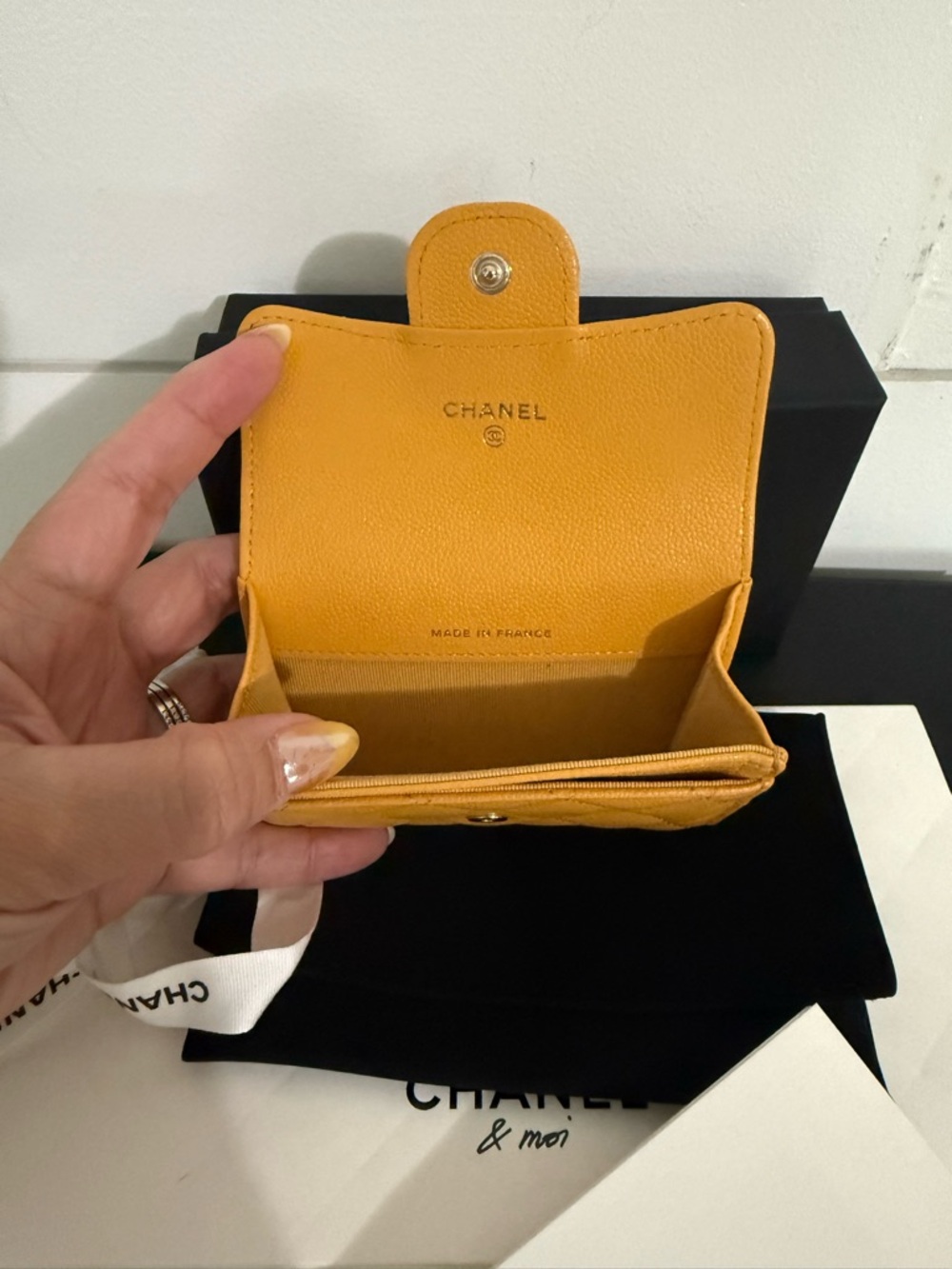 Authentic Chanel cardholder - Picture 3 of 5